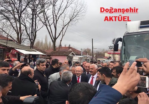 Kılıçdaroğlu Çığlık ve Sürgü Mahallesinde Halk ile Selamlaştı